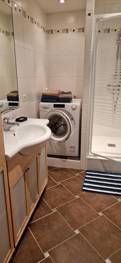 Cosy Appartement Complet Centre-Ville Монбельяр Экстерьер фото
